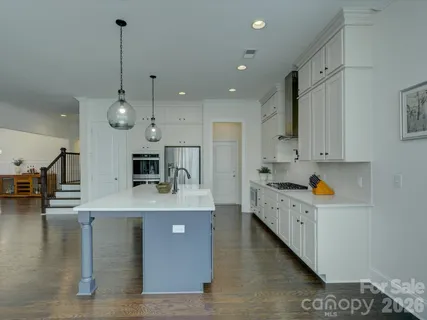 $690,000 | 4797 Killian Crossing Drive, Denver, NC 28037