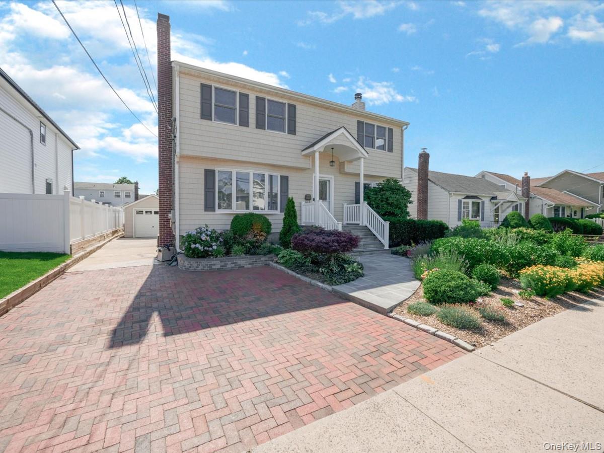 4 23rd Street Jericho, NY 11753 - Photo 2 of 42