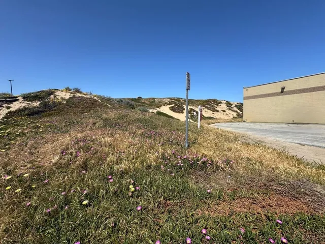 $565,000 | 300 Orange Avenue, Seaside, CA 93955