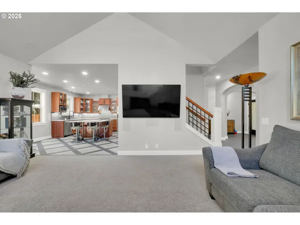 $879,000 | 2183 Ashbury Drive, Eugene, OR 97408