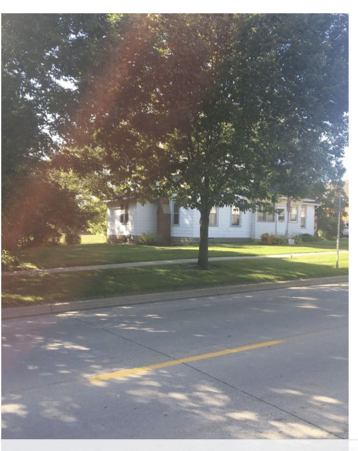 403 Commercial Street Strawberry Point, IA 52076 - Photo 10 of 11 Gallery Image 10