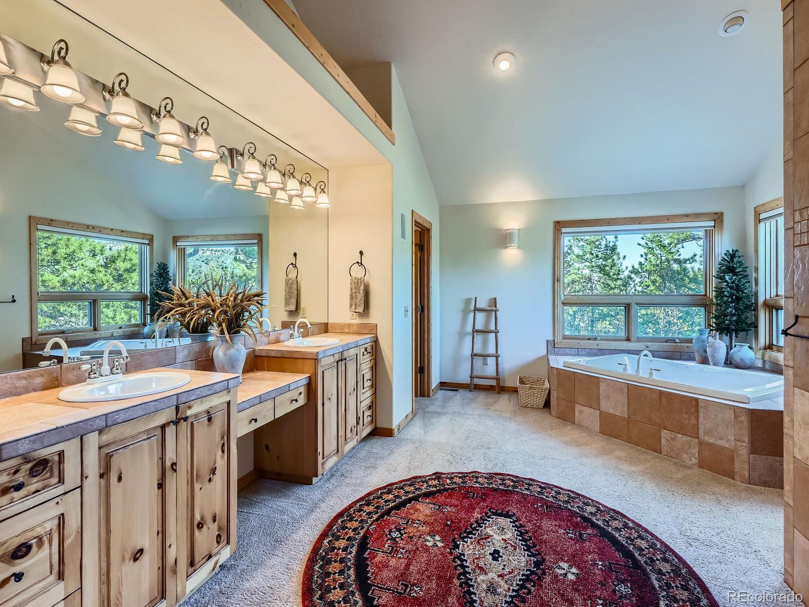 7076 Boreas Road Larkspur, CO 80118 - Photo 13 of 37