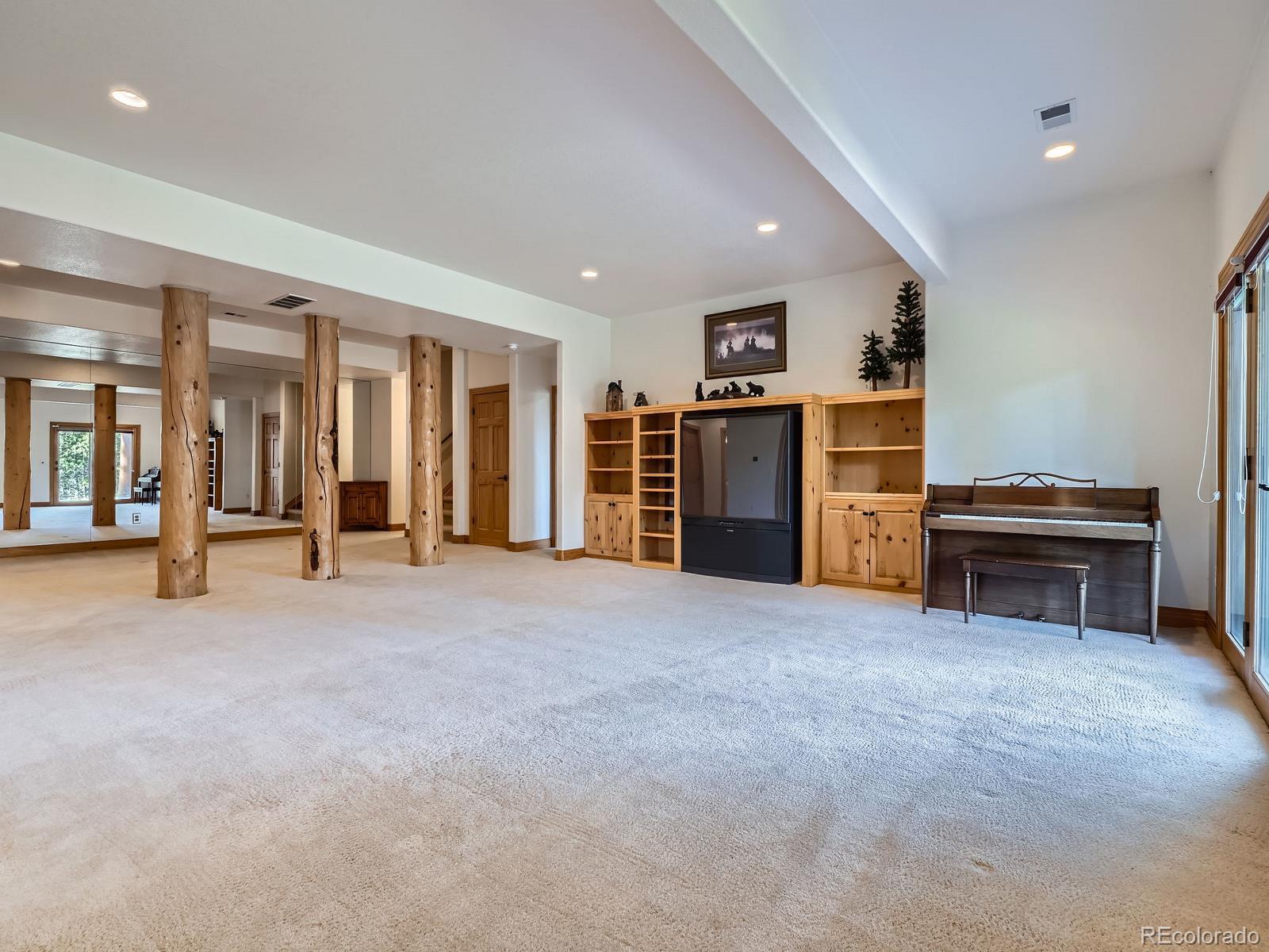 7076 Boreas Road Larkspur, CO 80118 - Photo 22 of 37