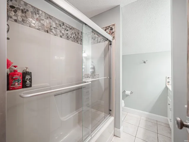 $389,900 | 7513 East Blackford Avenue, Evansville, IN 47715