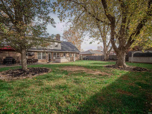 $389,900 | 7513 East Blackford Avenue, Evansville, IN 47715