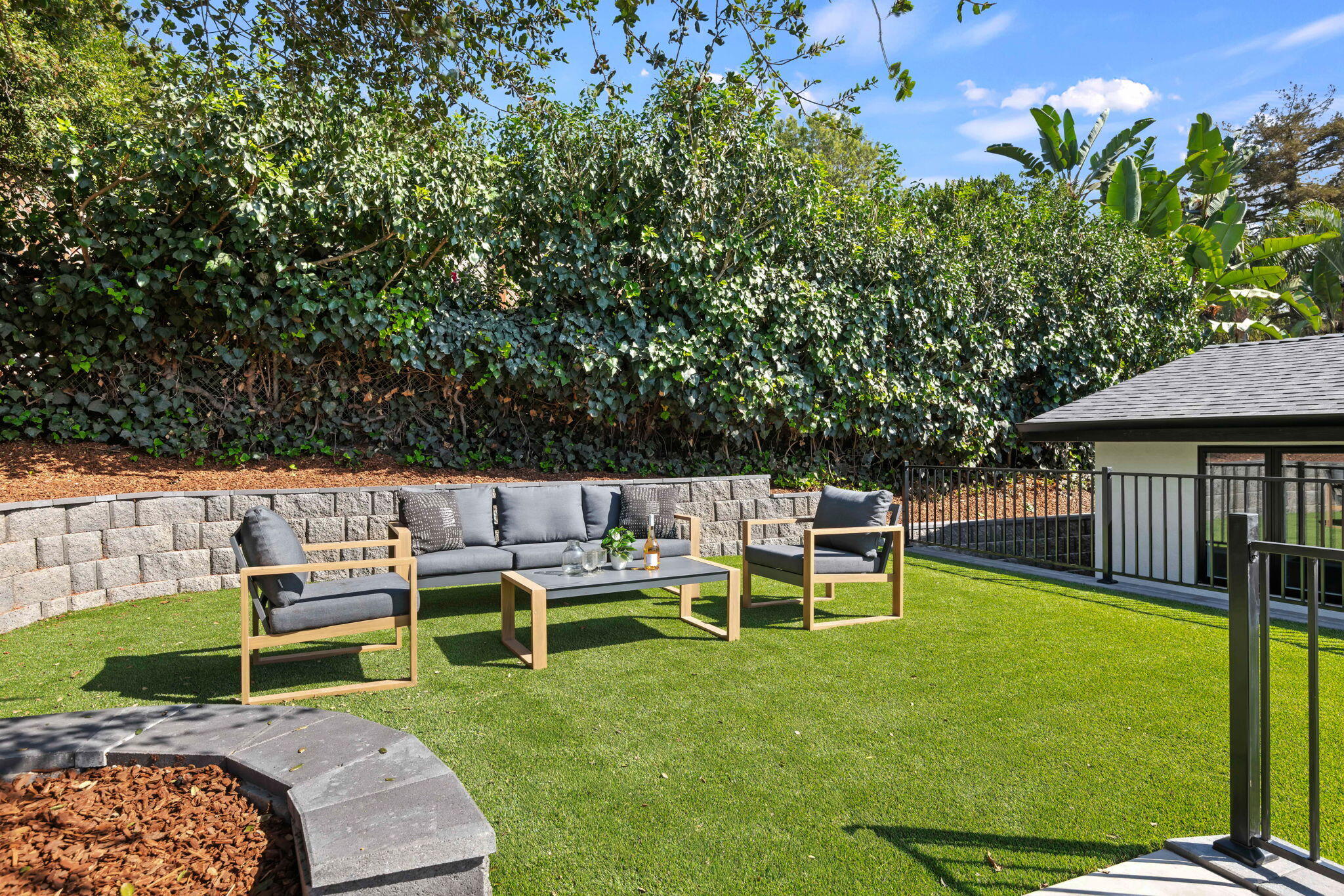 2848 Foothill Road Santa Barbara, CA 93105 - Photo 19 of 29 20-Back Yard