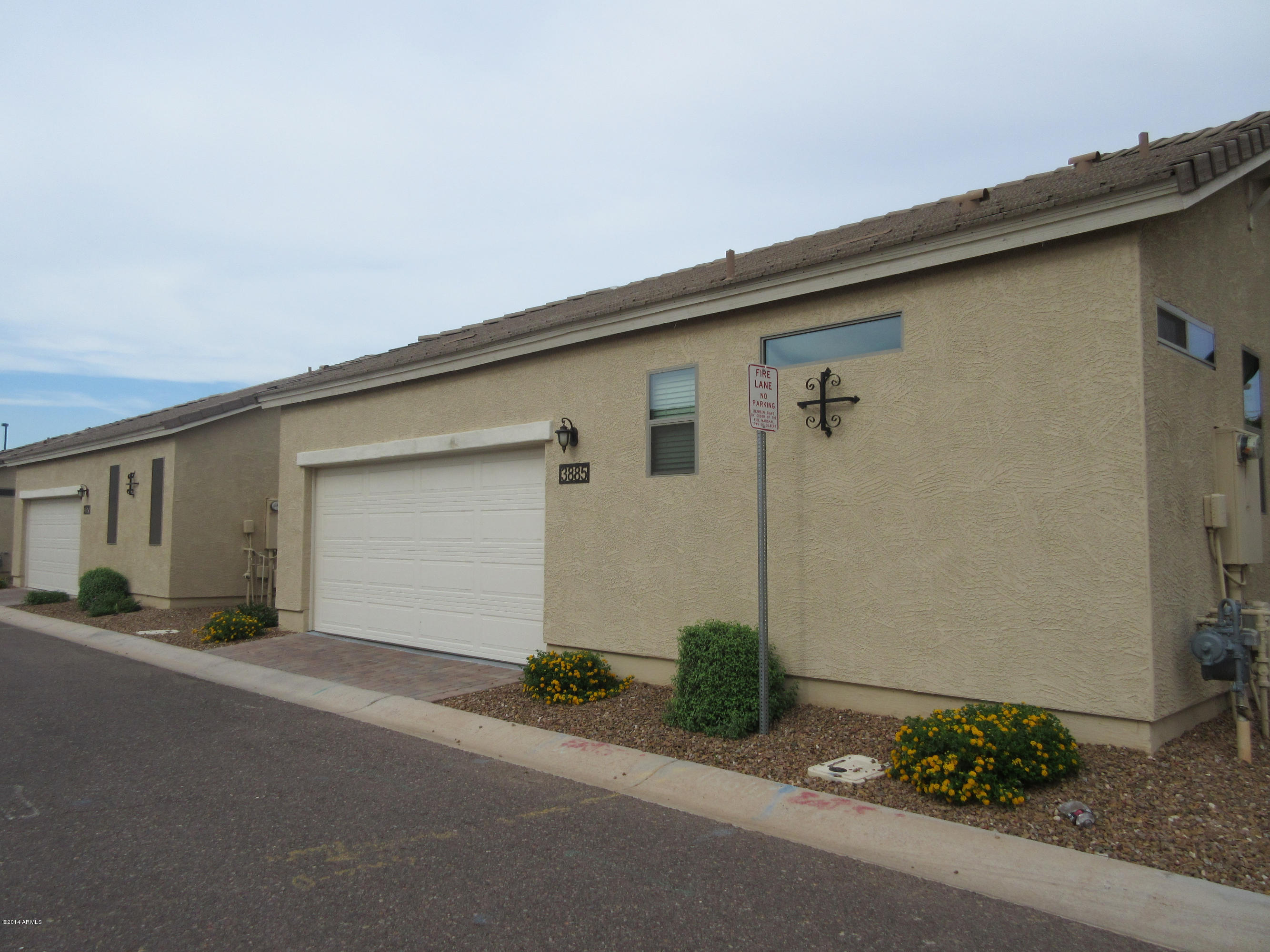 3885 South Bandit Road Gilbert, AZ 85297 - Photo 33 of 33 Rear entry garages
