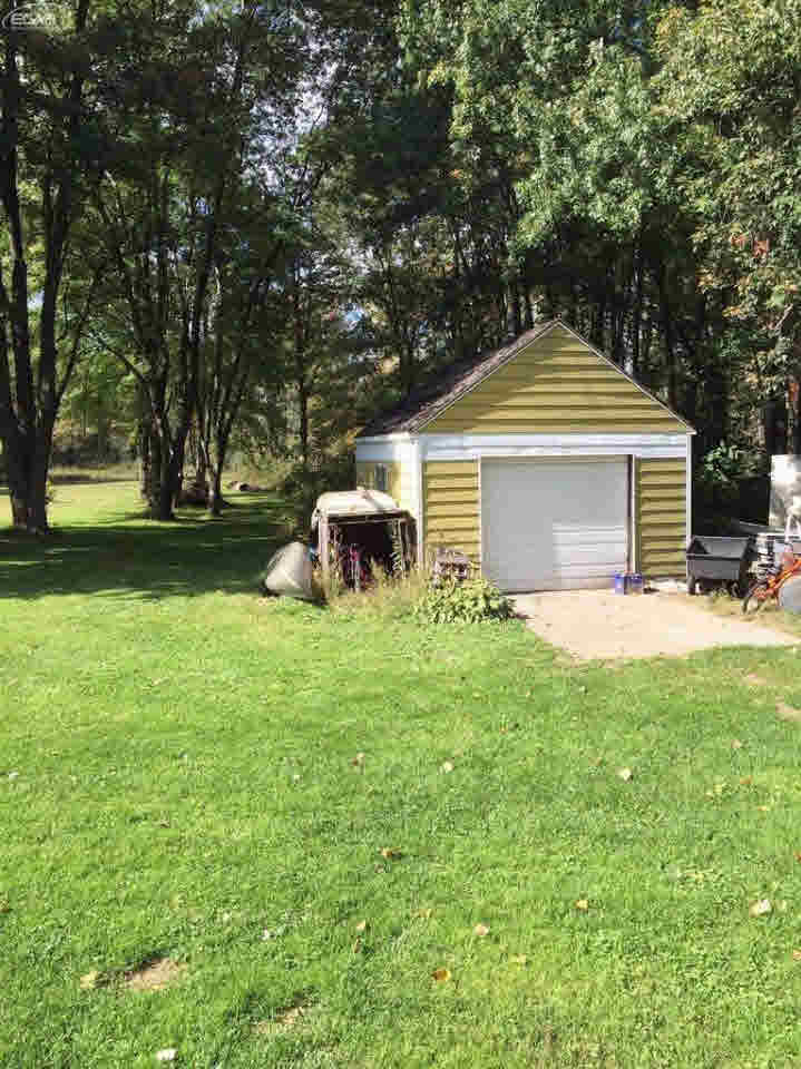 13417 North Jennings Road Clio, MI 48420 - Photo 15 of 16 21225479-14.JPG