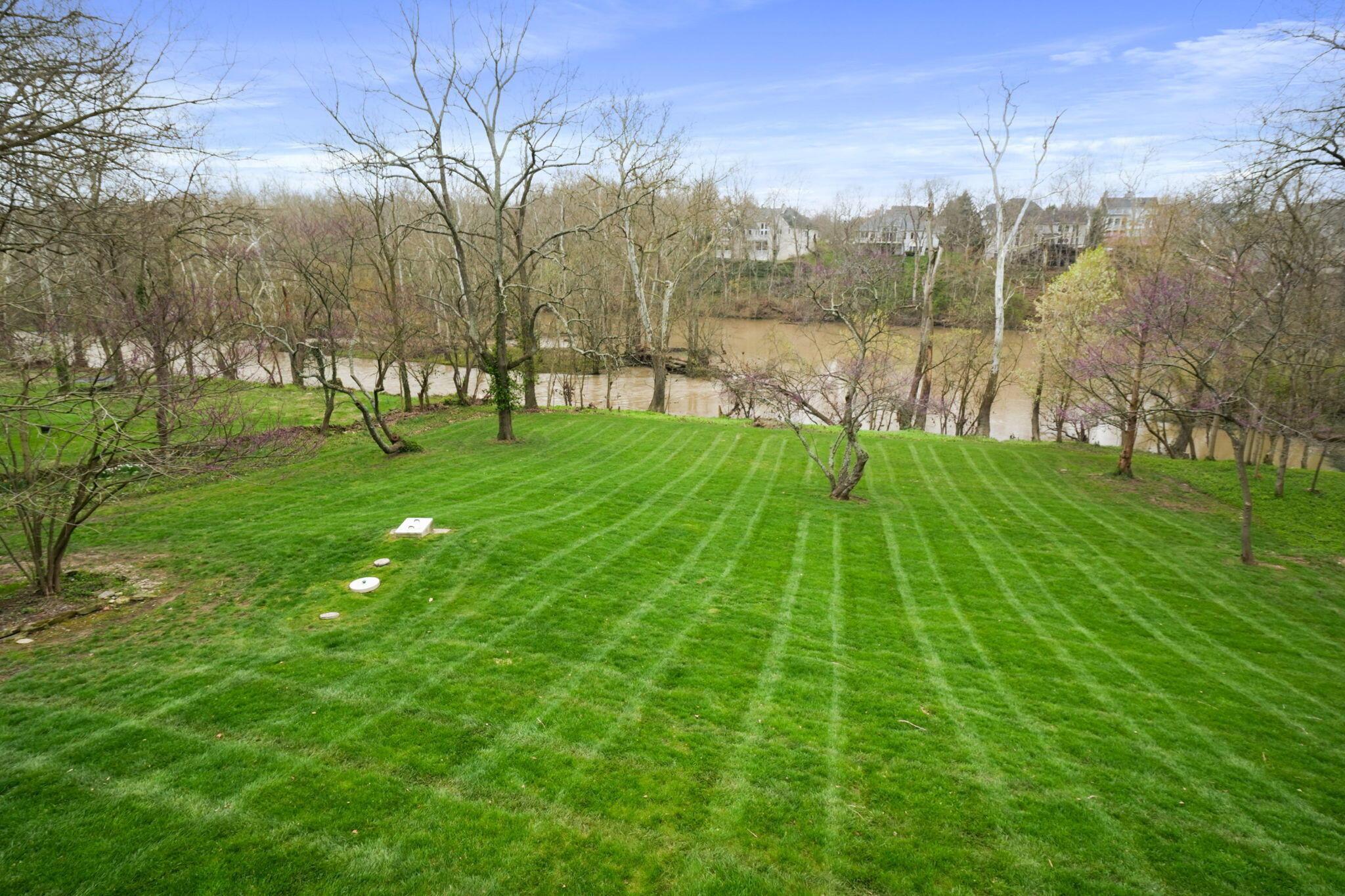 8225 Riverside Drive Powell, OH 43065 - Photo 66 of 79 79-web-or-mls-DSC04277