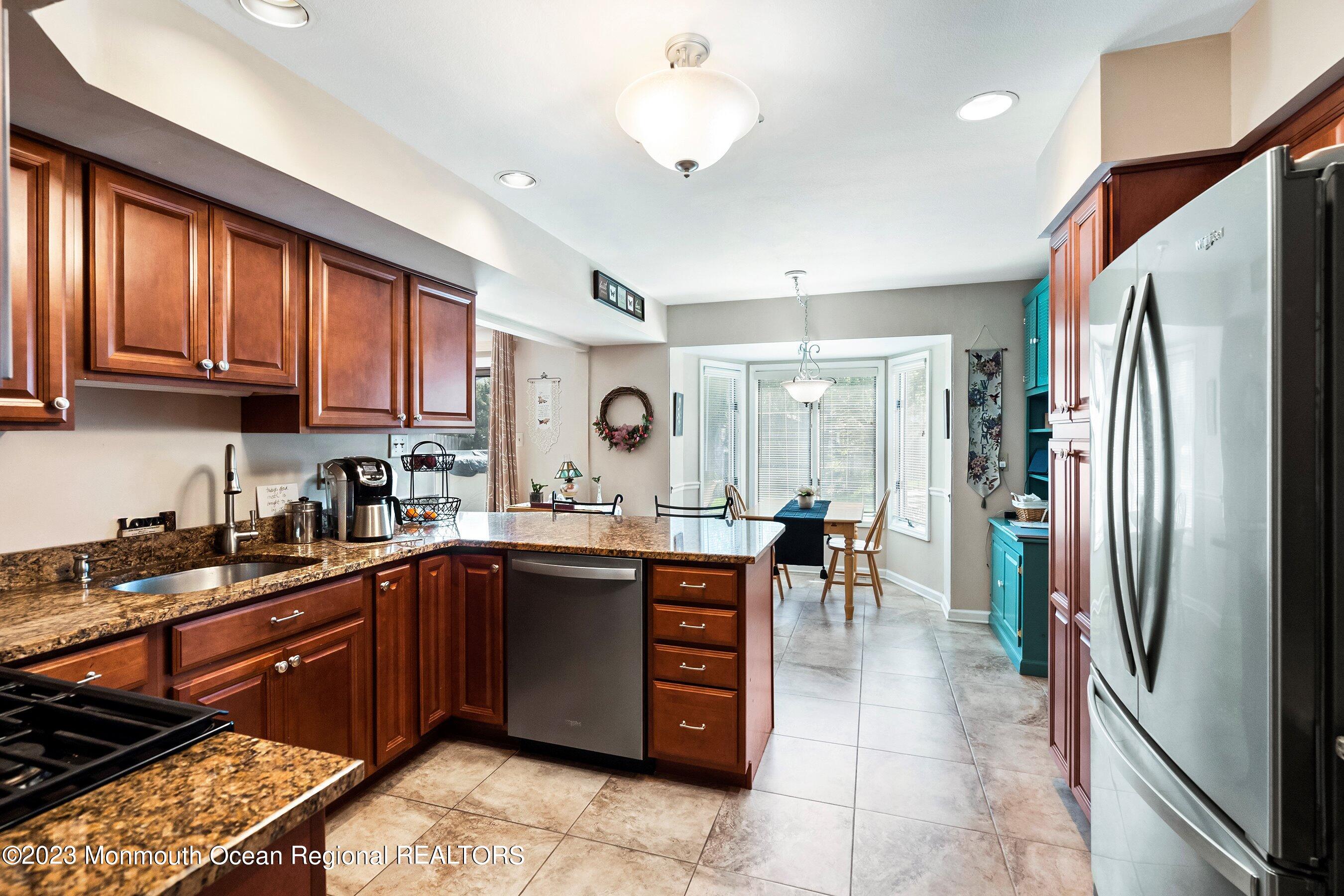 7 Petal Patch Trail Howell, NJ 07731 - Photo 16 of 33 16-Kitchen 1H