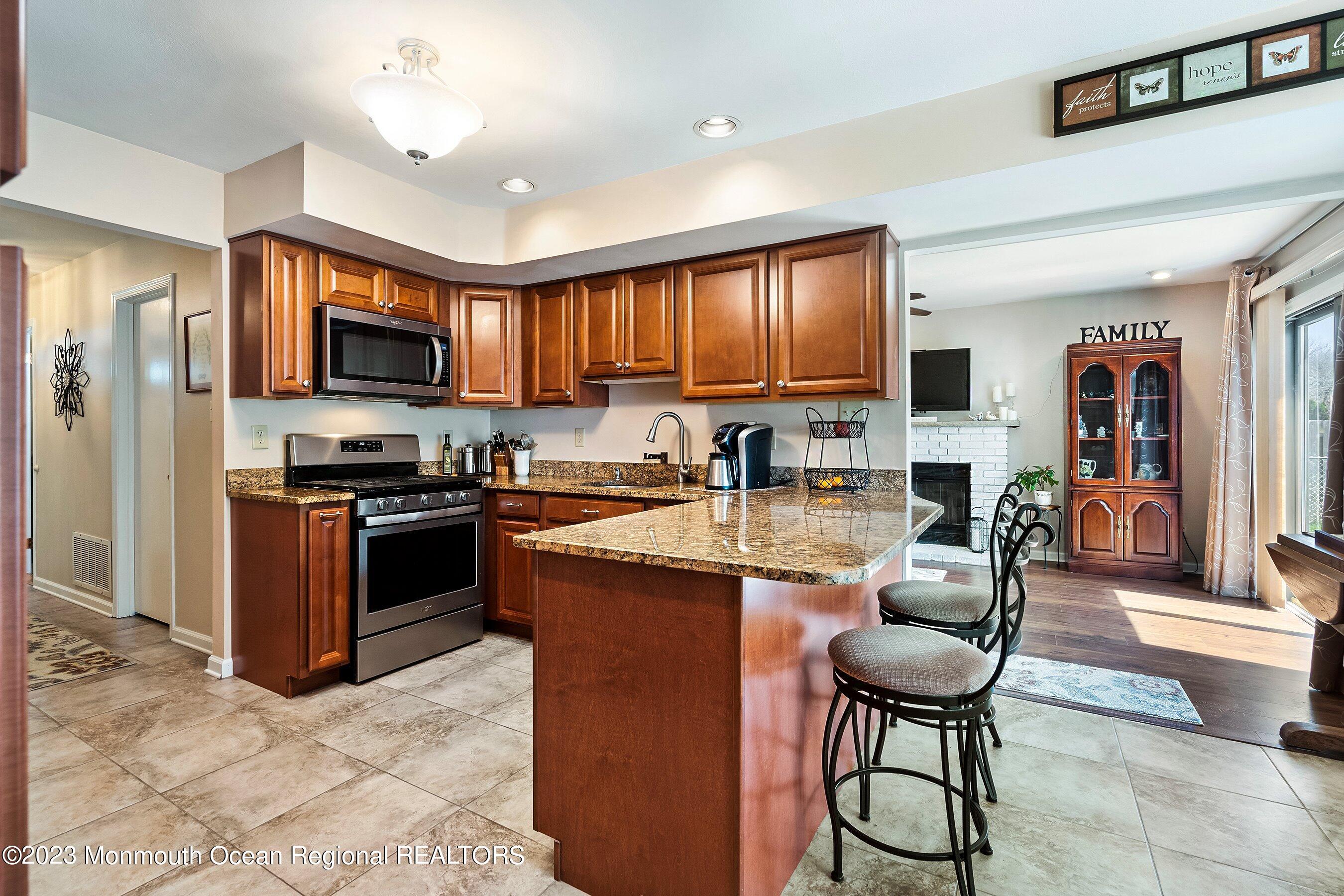 7 Petal Patch Trail Howell, NJ 07731 - Photo 9 of 33 09-Kitchen 1A