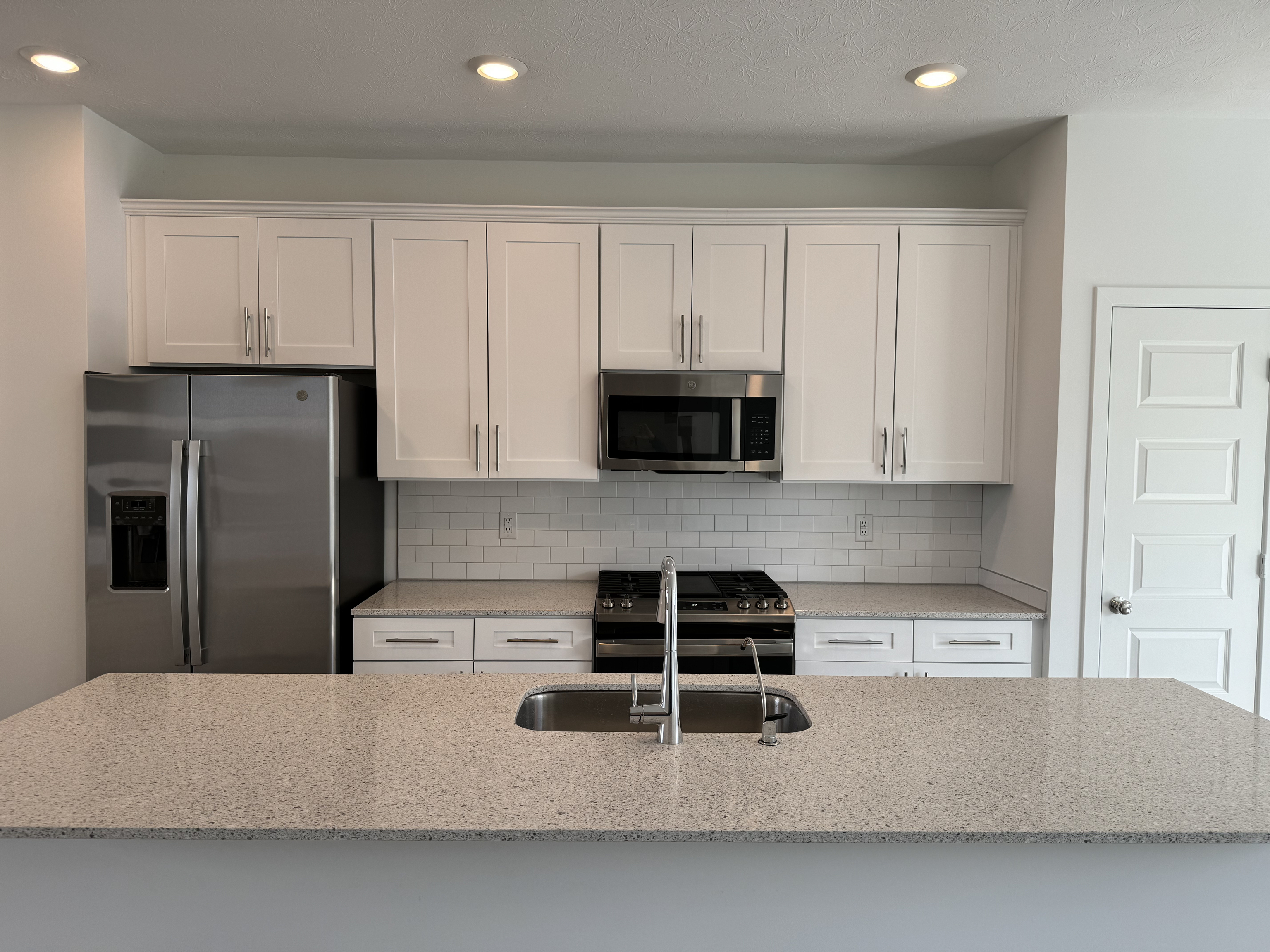 7145 Equality Boulevard Carmel, IN 46033 - Photo 12 of 31