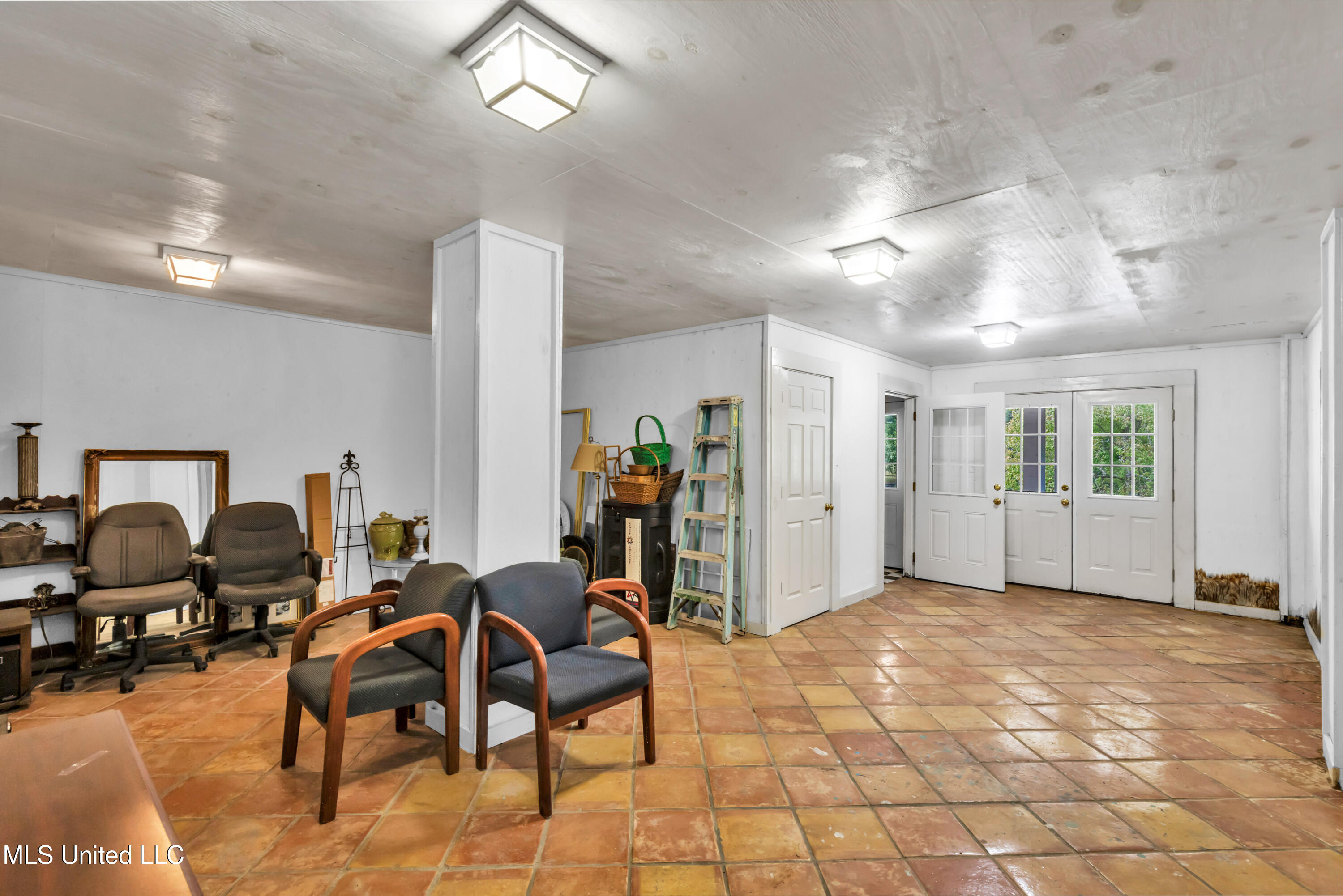 1401 Ladnier Road Gautier, MS 39553 - Photo 45 of 55 Basement