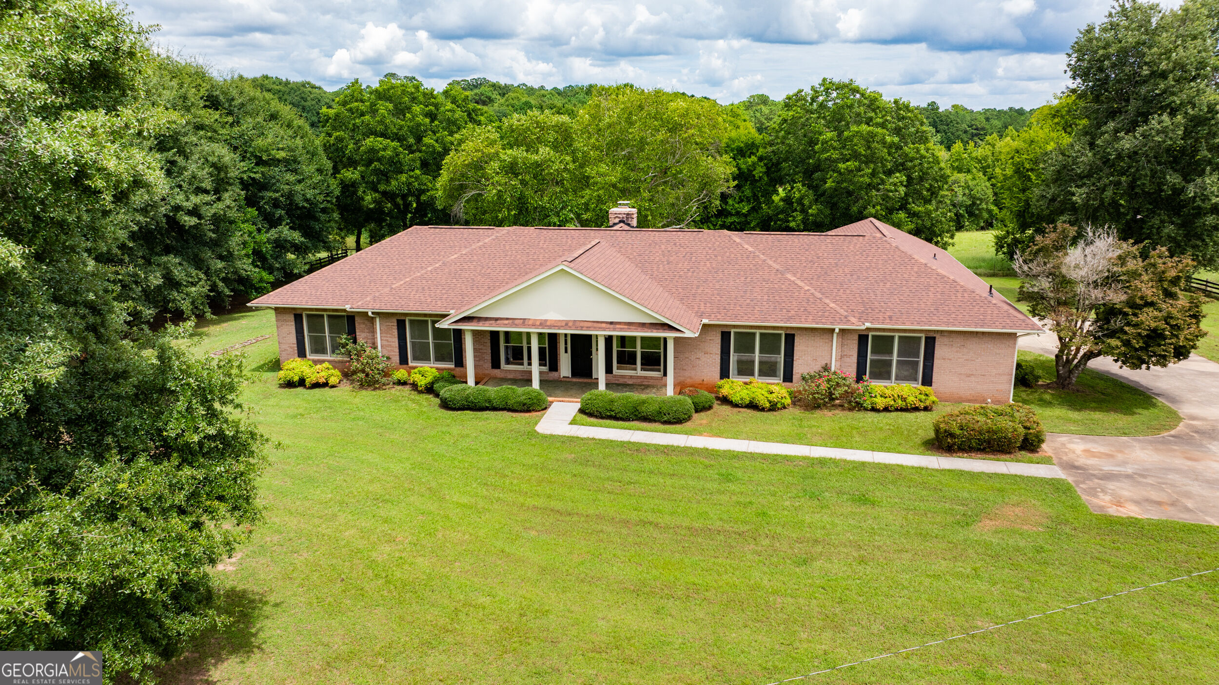 233 Fling Road LaGrange, GA 30240 - Photo 3 of 126 Gallery Image 3