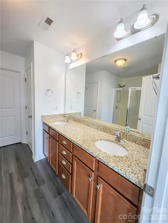 a view of a back yard of the house