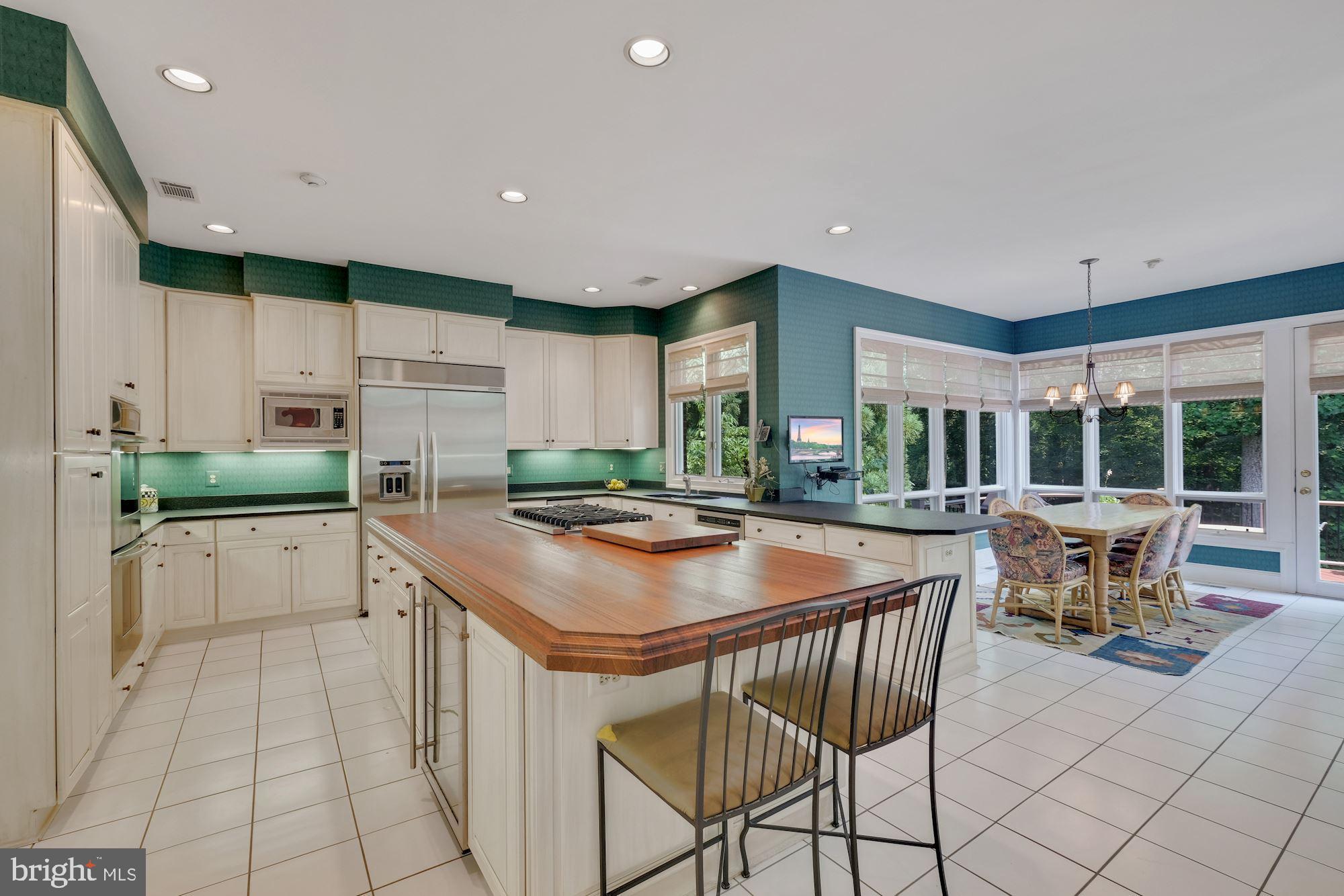 7017 Mountain Gate Drive Bethesda, MD 20817 - Photo 14 of 50 Gourmet Kitchen