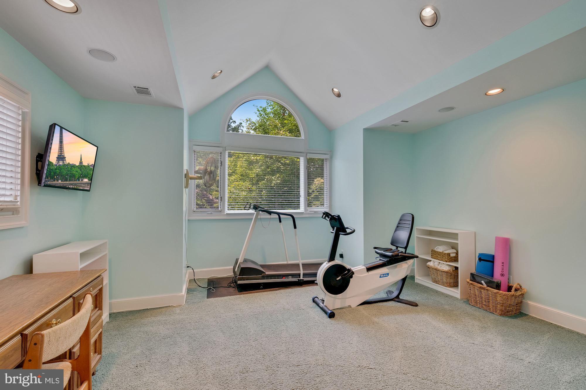7017 Mountain Gate Drive Bethesda, MD 20817 - Photo 30 of 50 Sitting/Exercise Room in Primary Bedroom Suite