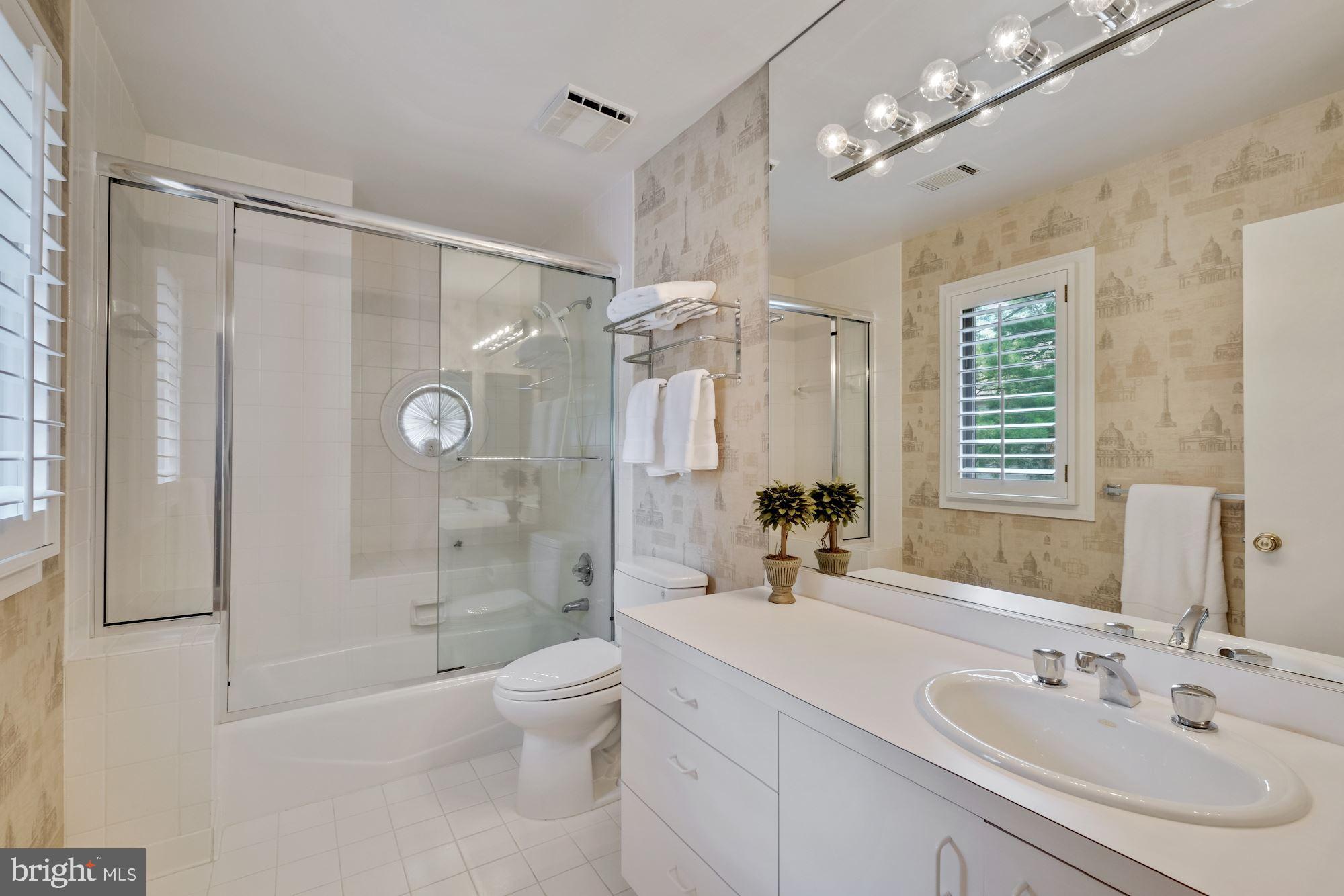 7017 Mountain Gate Drive Bethesda, MD 20817 - Photo 36 of 50 En-Suite Bathroom