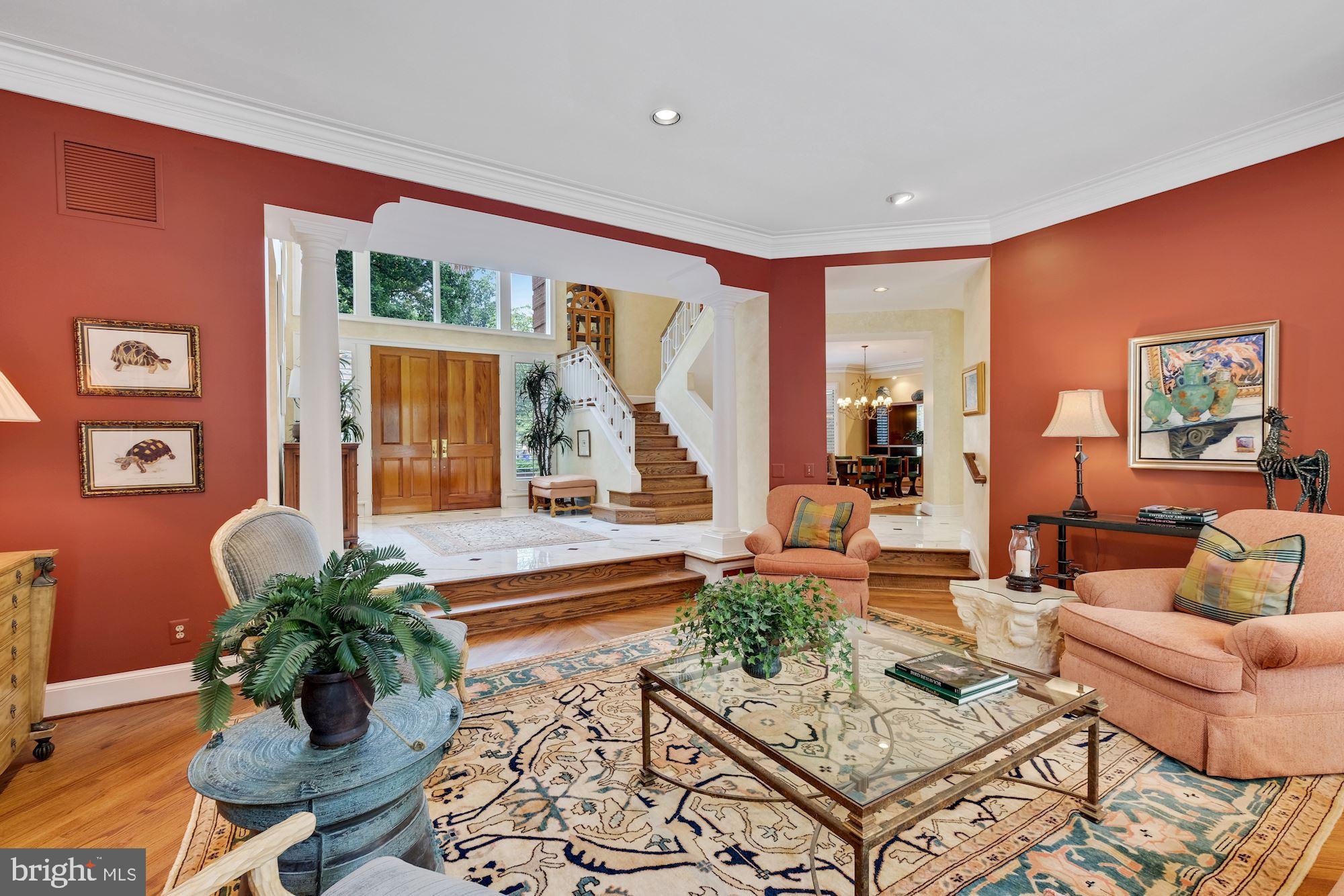 7017 Mountain Gate Drive Bethesda, MD 20817 - Photo 7 of 50 Living Room