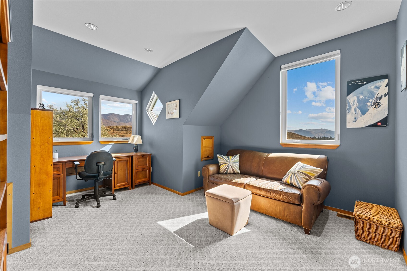 13 Serviceberry Road Winthrop, WA 98862 - Photo 24 of 40 a living room with furniture a rug and a window