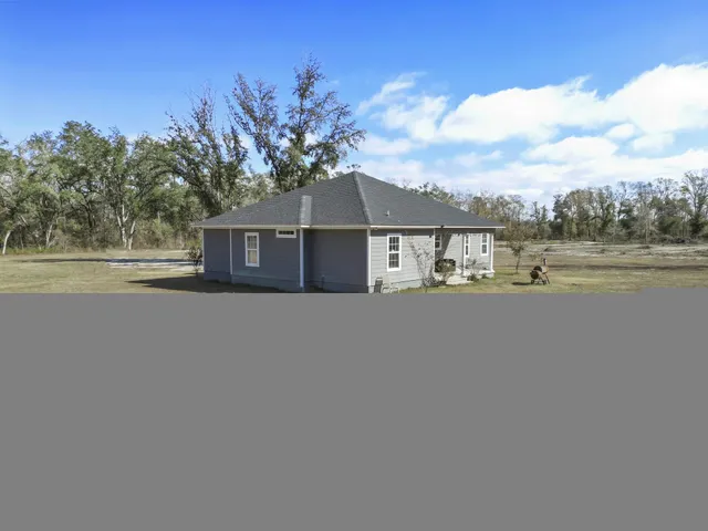 $399,000 | 16989 East G Buck Larkins Road, Bristol, FL 32321