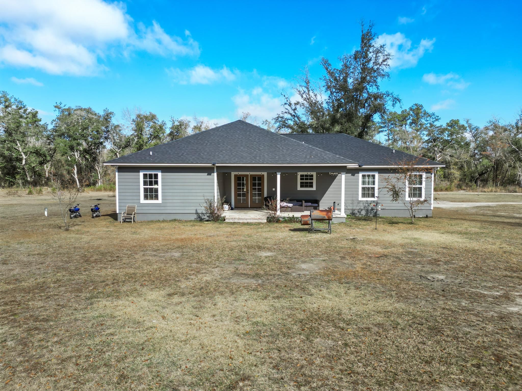 16989 East G Buck Larkins Road Bristol, FL 32321 - Photo 4 of 12