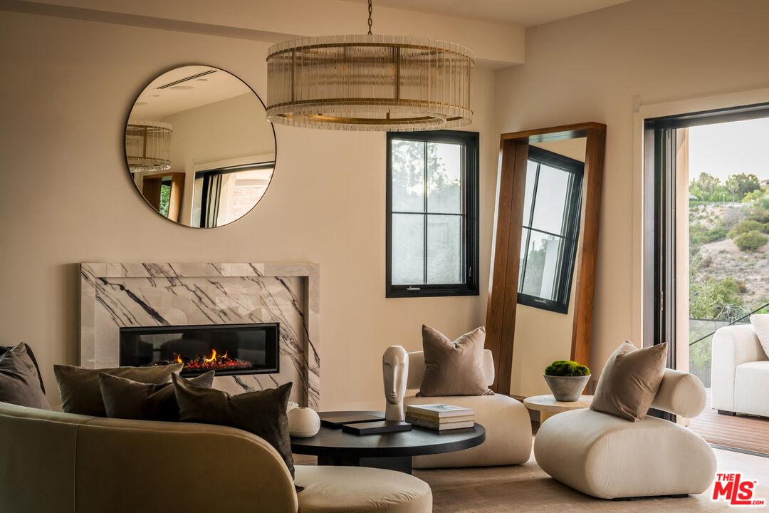 23614 Dry Canyon Cold Creek Road Calabasas, CA 91302 - Photo 5 of 50