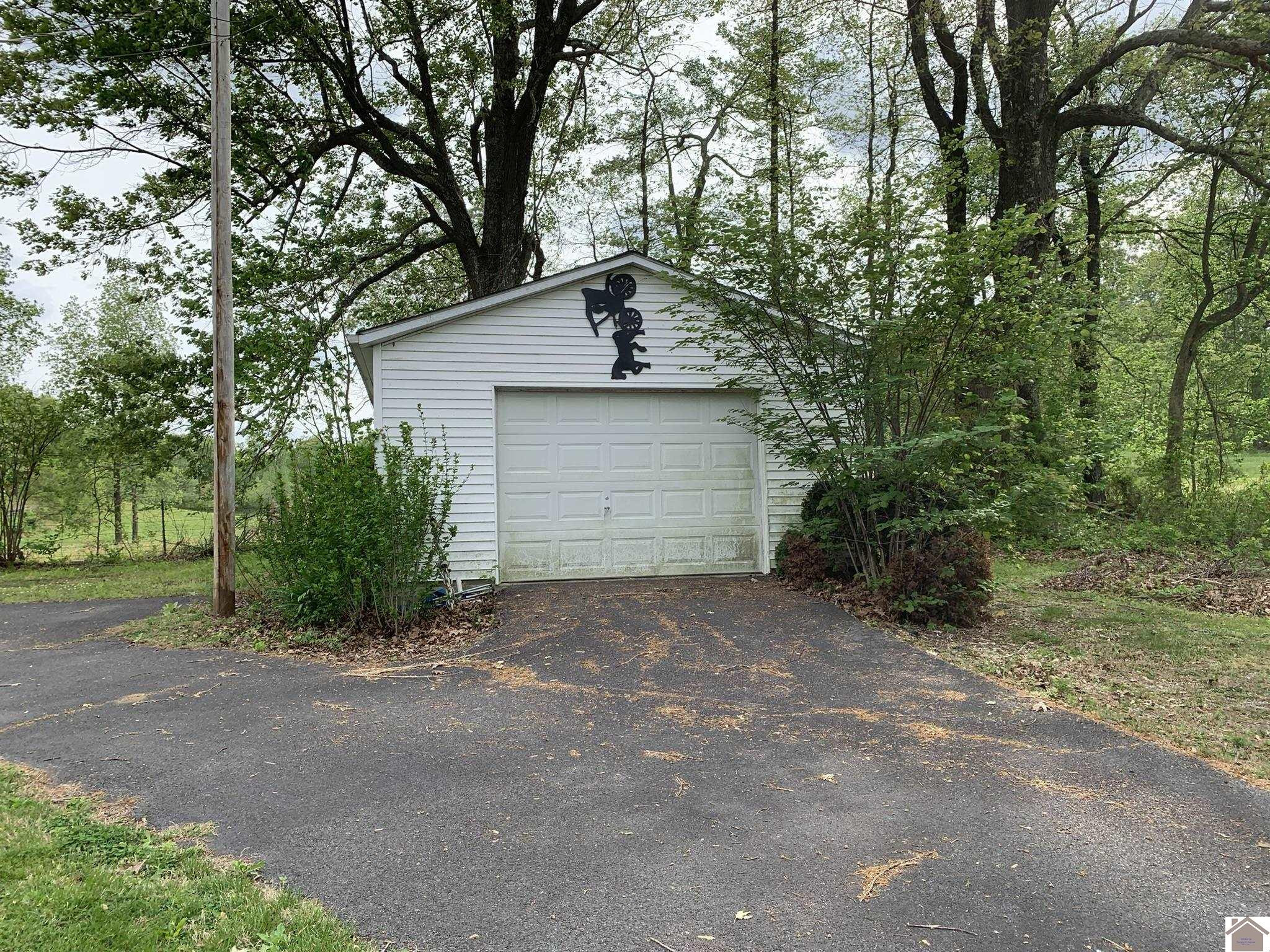 Tiline Road Tiline, KY 42083 - Photo 12 of 16 Photo 12