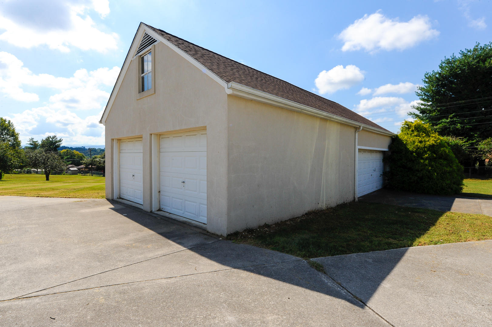 2222 Sevierville Road Maryville, TN 37804 - Photo 3 of 39 _DSC3043