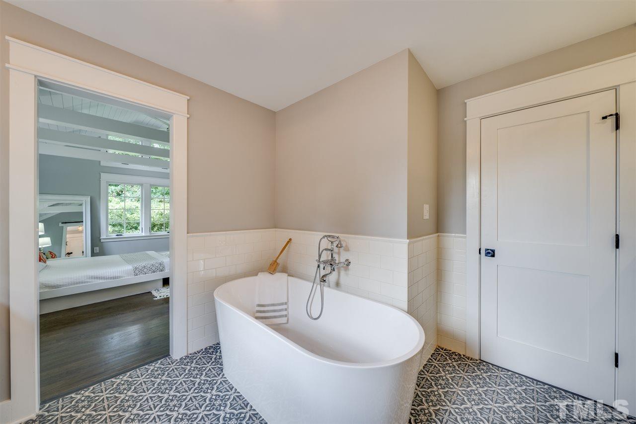 3703 Old Lassiter Mill Road Raleigh, NC 27609 - Photo 17 of 30
