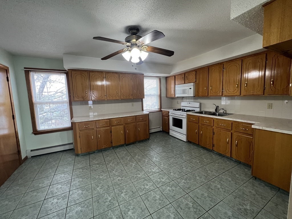 297 Jefferson Street, Unit 2 Fall River, MA 02721 - Photo 5 of 7