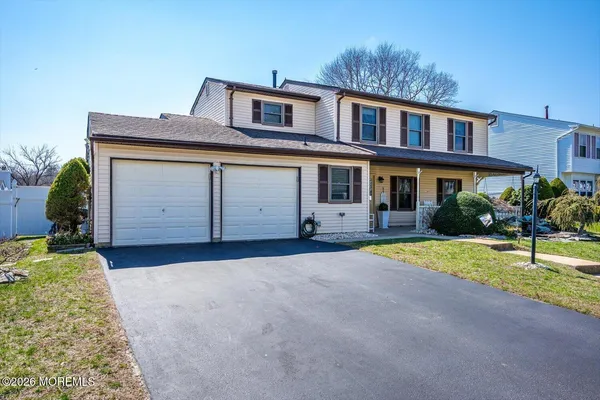 $739,000 | 11 Quailtree Lane, Howell, NJ 07731