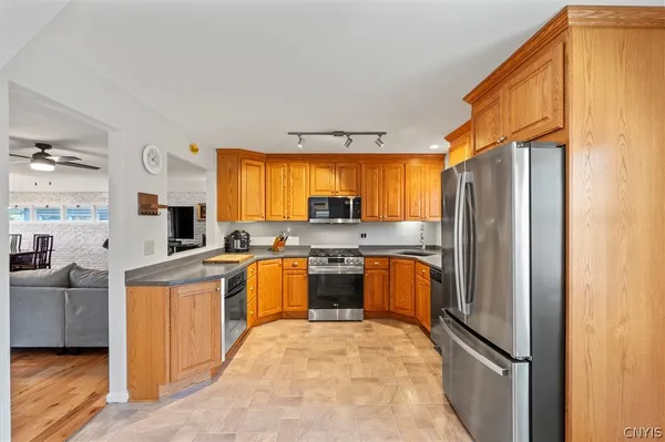 $639,900 | 8826 Karlen Road, Lee, NY 13440