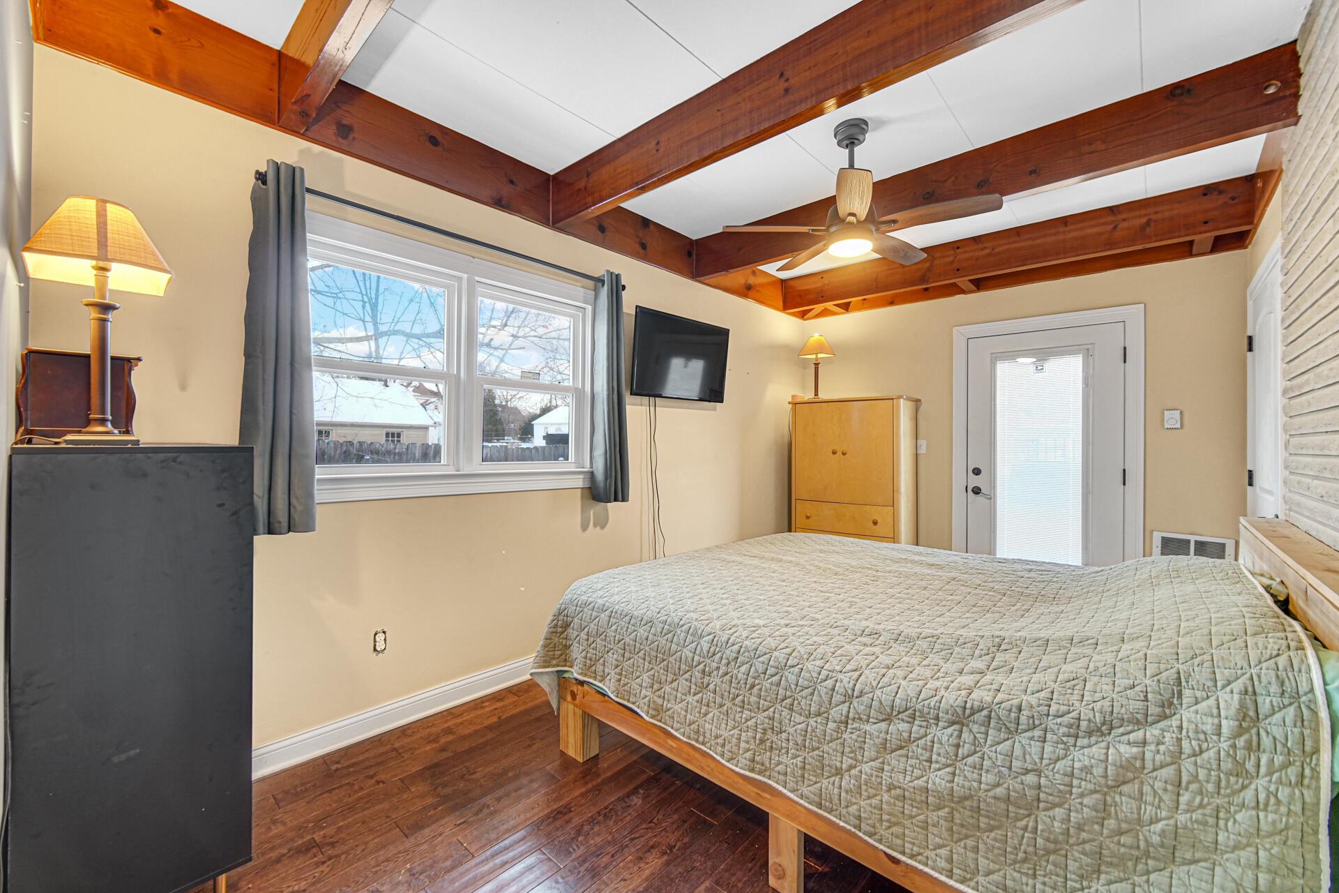 430 South East Street Crown Point, IN 46307 - Photo 15 of 24 1920x1280