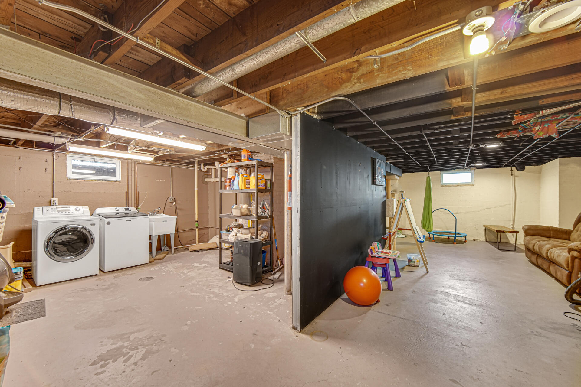 430 South East Street Crown Point, IN 46307 - Photo 16 of 24 1920x1280