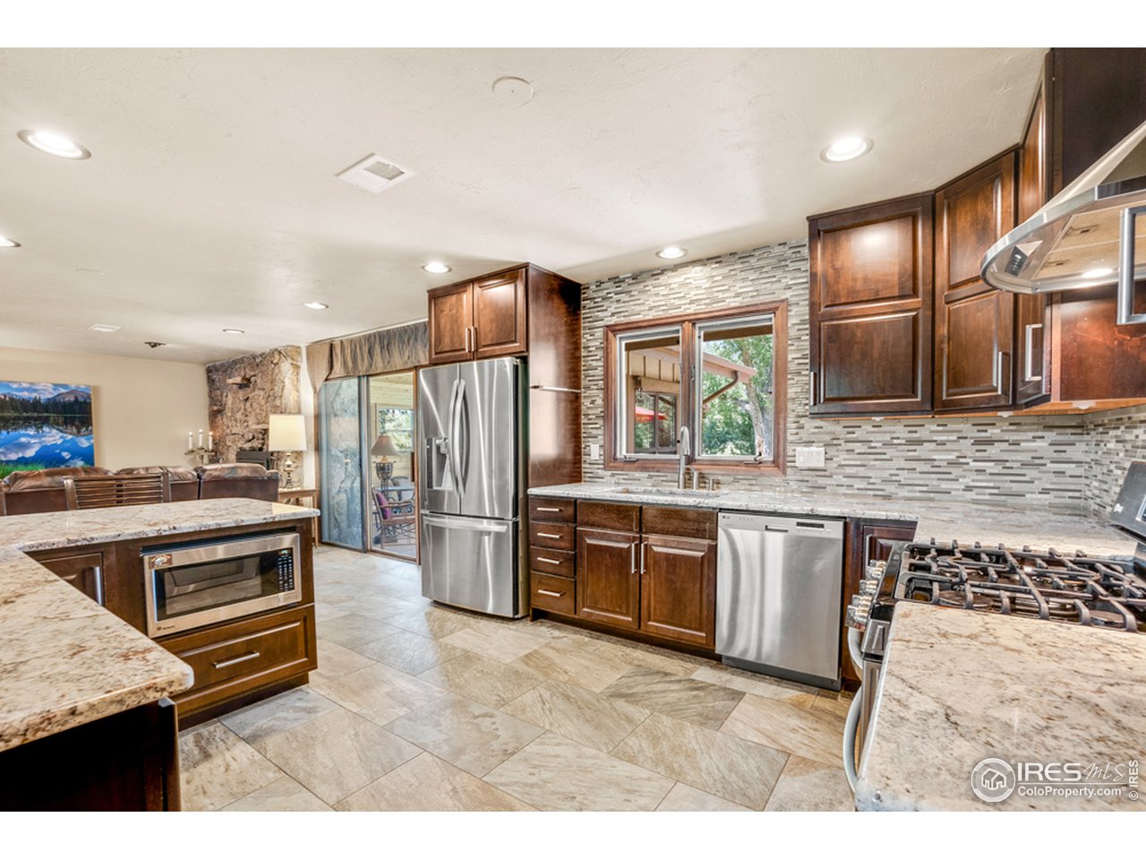 2912 Shore Road Fort Collins, CO 80524 - Photo 10 of 40 Gallery Image 10