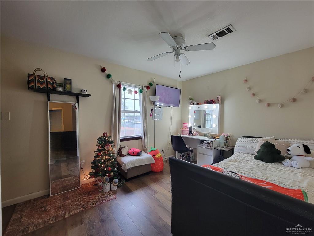 206 South Arroyo Boulevard Rio Hondo, TX 78583 - Photo 23 of 42 2nd Bedroom featuring wood-type flooring and ceiling fan