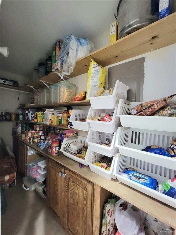 206 South Arroyo Boulevard Rio Hondo, TX 78583 - Photo 8 of 42 View of storage