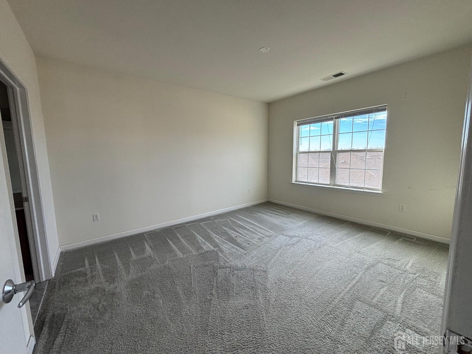 542 East Celebration Way South Plainfield, NJ 07080 - Photo 12 of 19