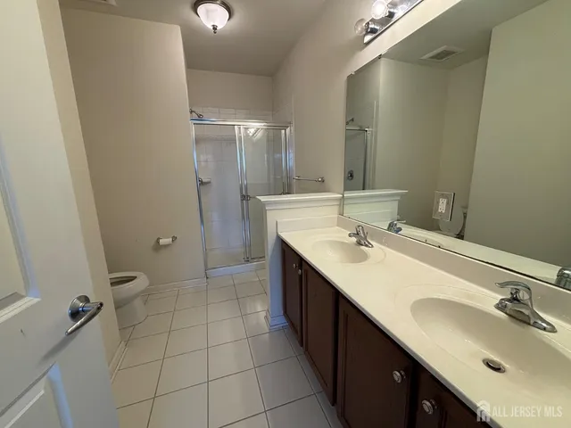 $2,650 | 542 East Celebration Way, South Plainfield, NJ 07080