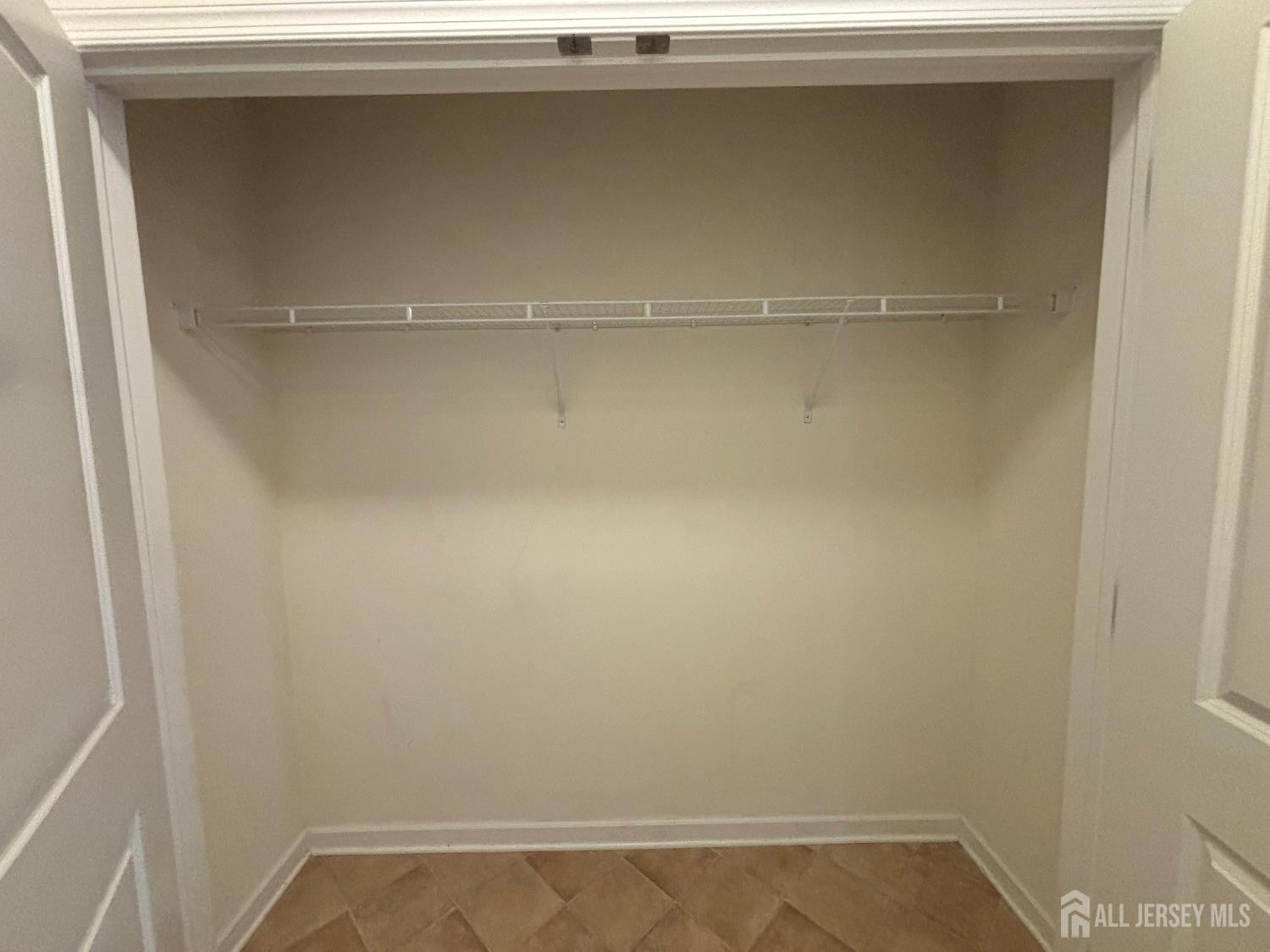 542 East Celebration Way South Plainfield, NJ 07080 - Photo 4 of 19