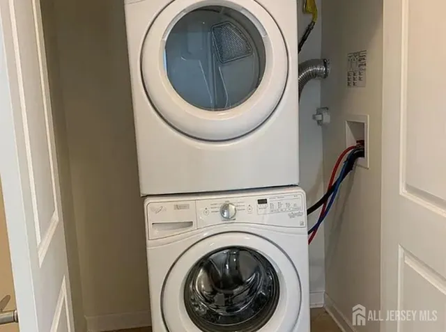 $2,750 | 542 East Celebration Way, South Plainfield, NJ 07080