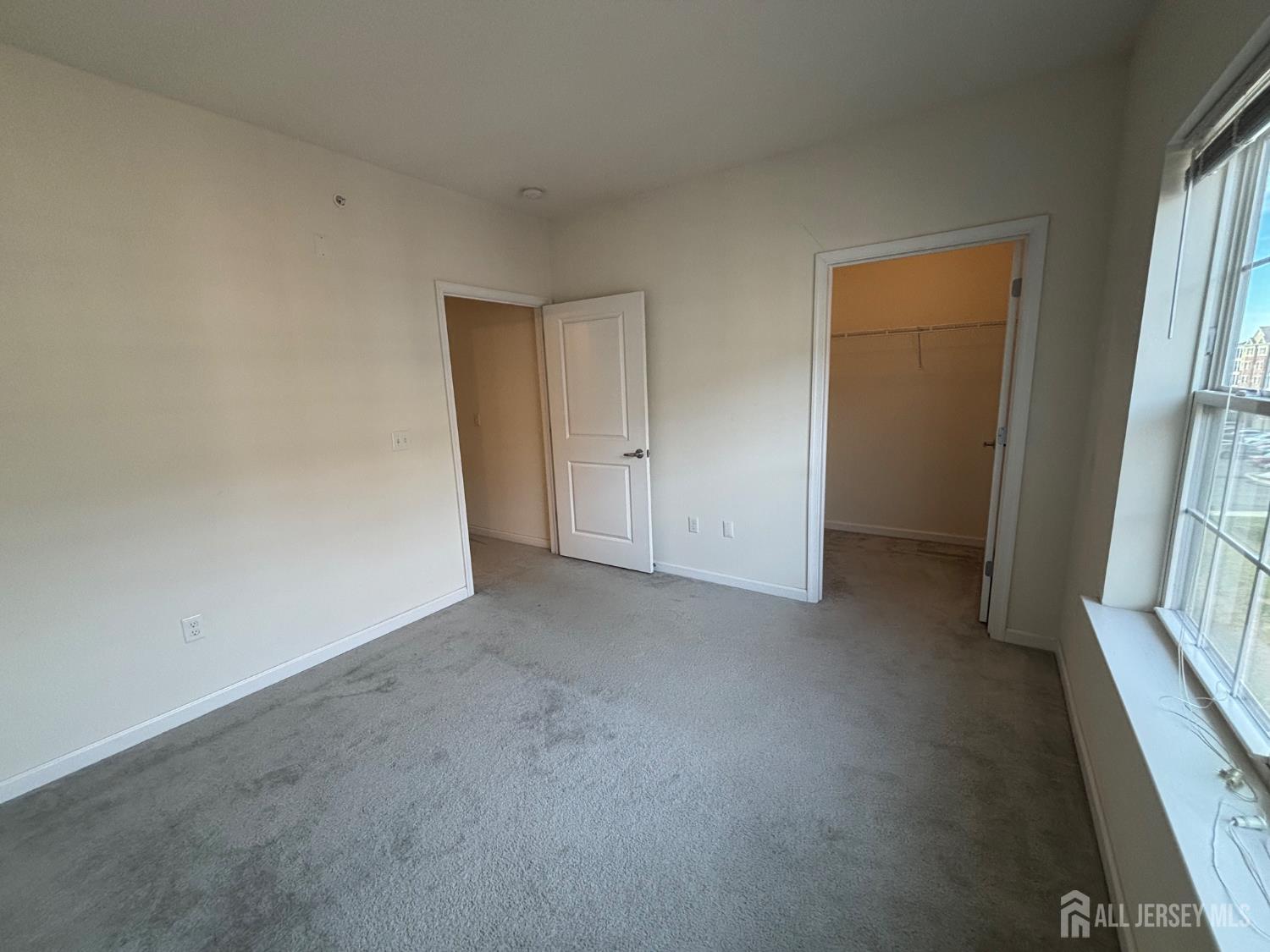 542 East Celebration Way South Plainfield, NJ 07080 - Photo 9 of 19