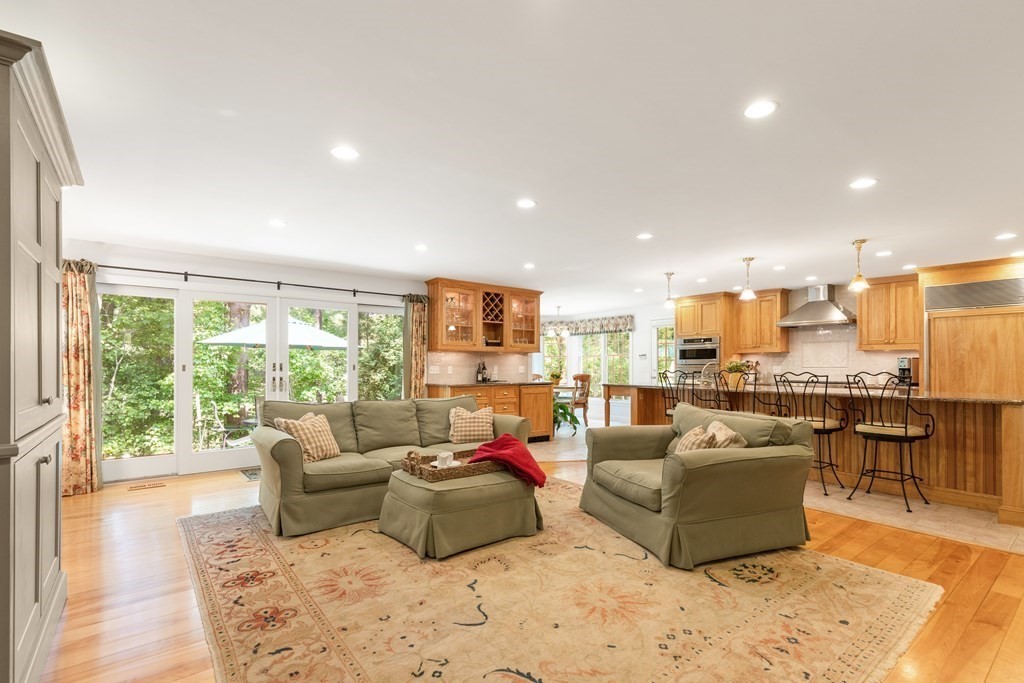 18 Pearl Road Boxford, MA 01921 - Photo 12 of 41