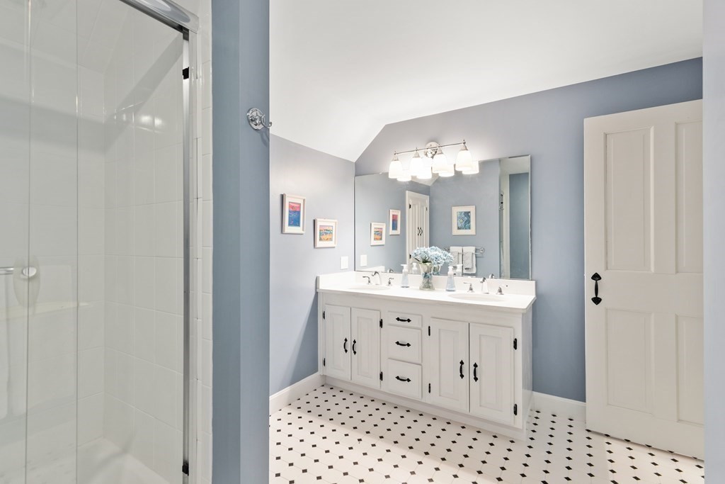 18 Pearl Road Boxford, MA 01921 - Photo 27 of 41