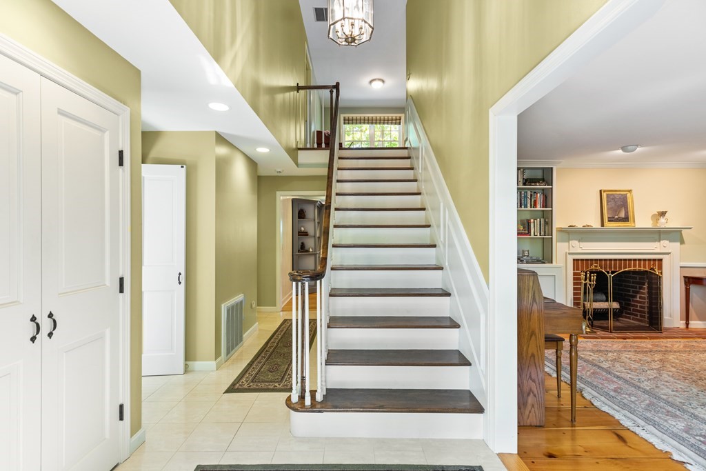 18 Pearl Road Boxford, MA 01921 - Photo 6 of 41