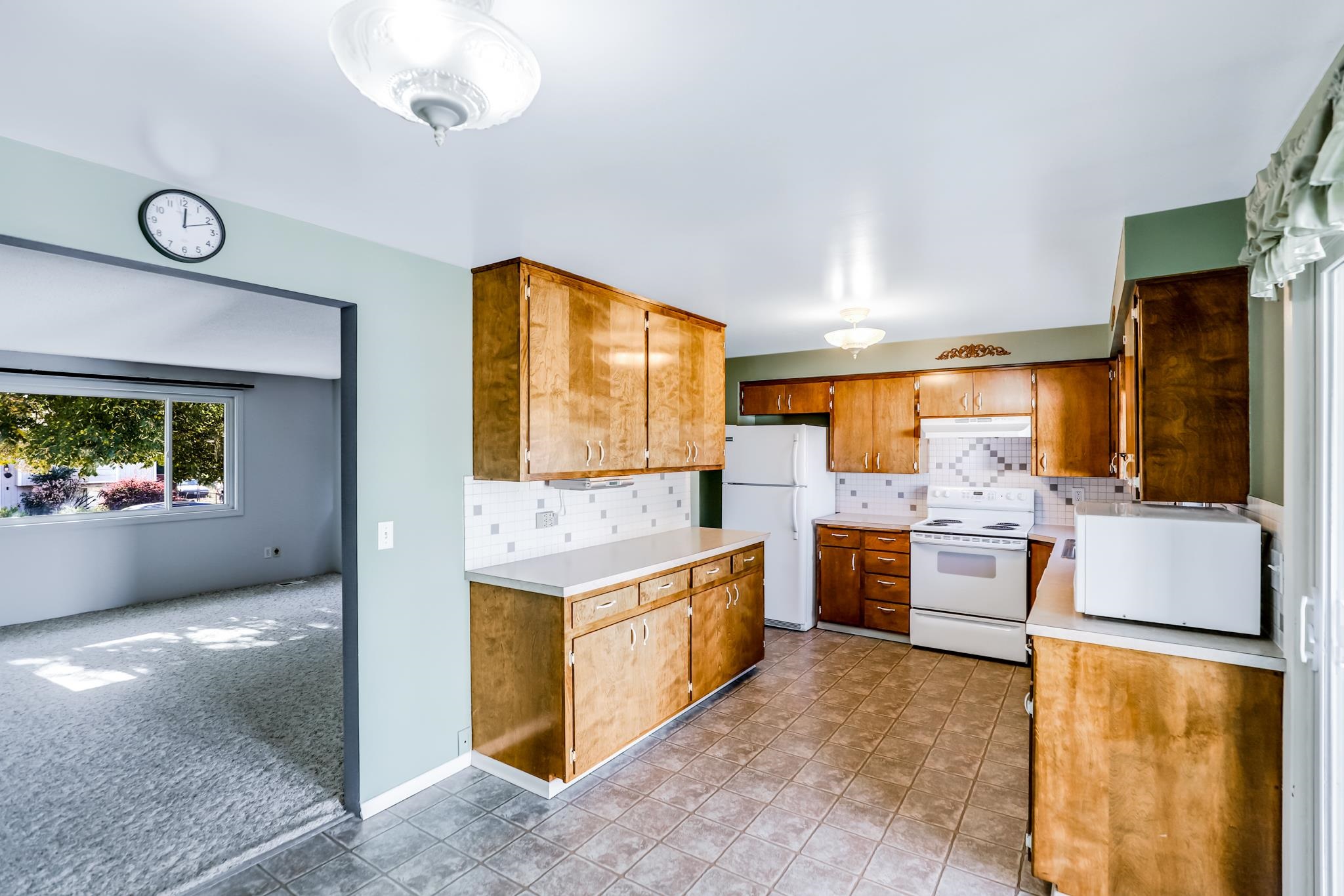 19017 East Riverside Avenue Spokane Valley, WA 99016 - Photo 11 of 48 Gallery Image 11