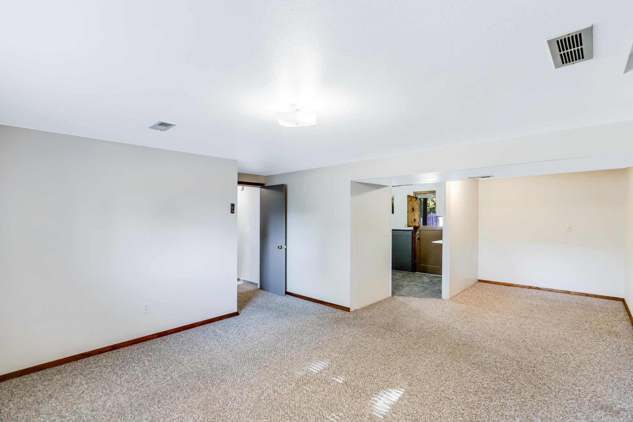 19017 East Riverside Avenue Spokane Valley, WA 99016 - Photo 29 of 48 Gallery Image 29