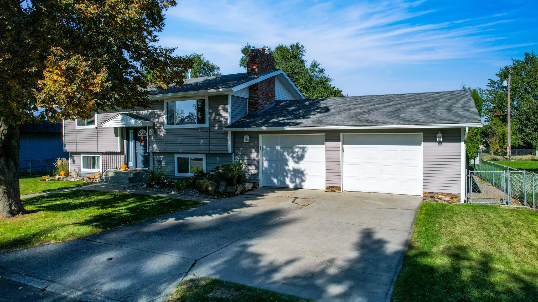 19017 East Riverside Avenue Spokane Valley, WA 99016 - Photo 4 of 48 Gallery Image 4