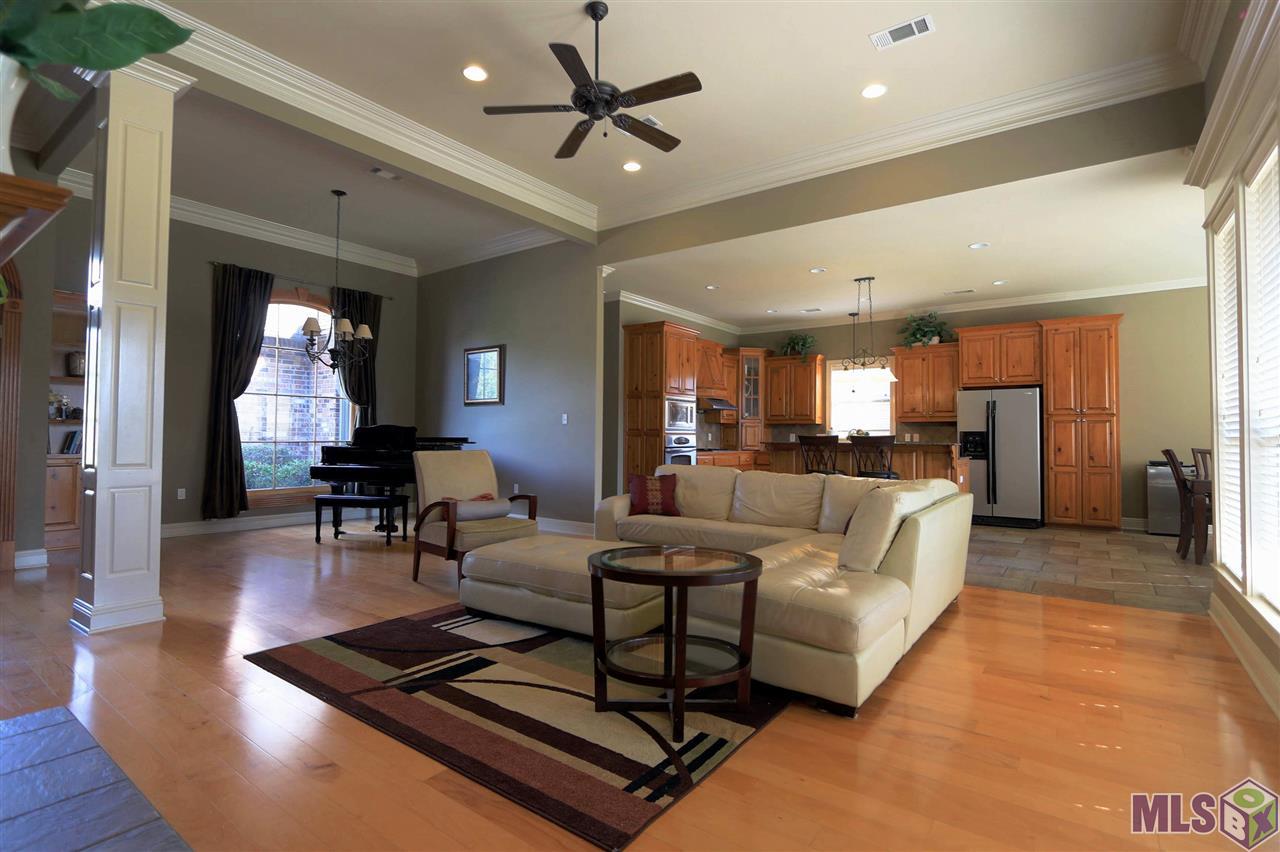 8574 Grand View Drive Baton Rouge, LA 70809 - Photo 6 of 16 Gallery Image 6